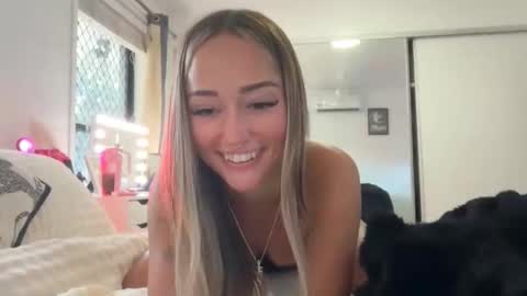 Livvyy online show from 12.15.25