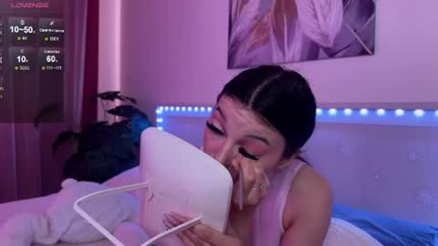 Snapshot of luvlyveronica chatting on 06.29.26 Veronica online show from 06.29.26