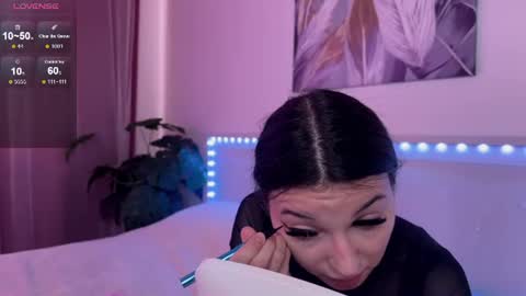 Snapshot of luvlyveronica chatting on 07.23.26 Veronica online show from 07.23.26