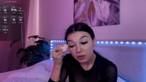 Snapshot of luvlyveronica chatting on 07.28.26 Veronica online show from 07.28.26