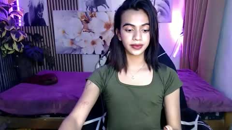 luvrr_trixie online show from 02.27.26