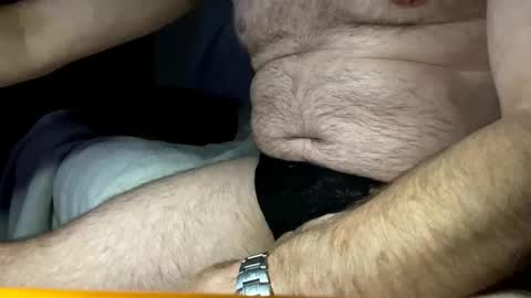 Snapshot of luvs2lickhotlips chatting on 12.04.25 luvs2lickhotlips online show from 12.04.25