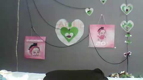 Bee Bee online show from 02.21.26