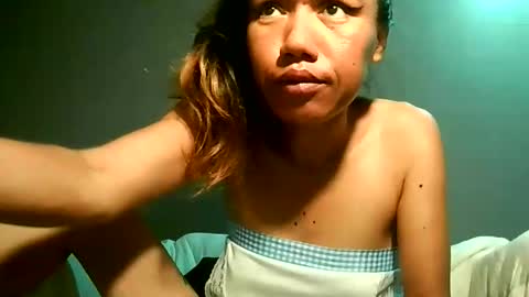Bee Bee online show from 05.26.26