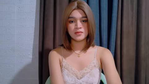 queen lux online show from 01.18.26