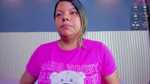 Snapshot of luxemilf chatting on 11.24.25 Luxe3 online show from 11.24.25