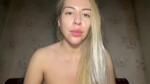 LuxSonyaStar online show from 12.13.25