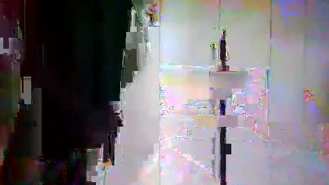 Snapshot of luxx72boy chatting on 04.25.26 luxx72boy online show from 04.25.26