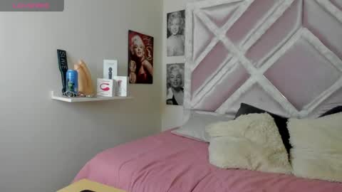 Snapshot of luxx_11 chatting on 02.28.26 Lux online show from 02.28.26