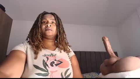 Snapshot of luxy_benet chatting on 07.13.26 Big Benet online show from 07.13.26