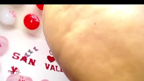 Snapshot of luzcastillo07 chatting on 02.16.25 luzcastillo07 online show from 02.16.25