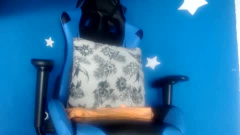 Snapshot of luzzy_cam chatting on 07.05.26 luzzy I hope your visit and that we manage to get very hot online show from 07.05.26