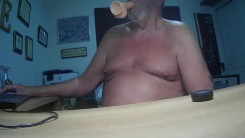 Snapshot of lvrimmer chatting on 02.15.26 lvrimmer online show from 02.15.26