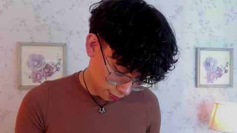 Snapshot of lyan_twink chatting on 06.22.26 Lyan online show from 06.22.26