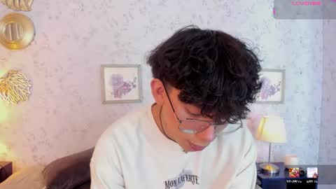 Snapshot of lyan_twink chatting on 06.26.26 Lyan online show from 06.26.26