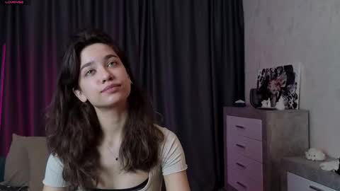 Snapshot of lyanna_tale chatting on 11.09.25 Lyanna online show from 11.09.25