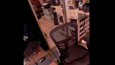 Snapshot of lycralover20 chatting on 06.14.26 lycralover20 online show from 06.14.26