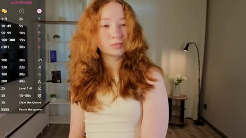 Snapshot of lydaerne chatting on 05.08.26 Call me Liddy Im so new here show me how to get fun here please online show from 05.08.26