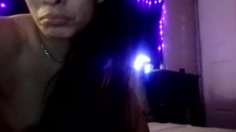 lydiasarch online show from 04.18.26