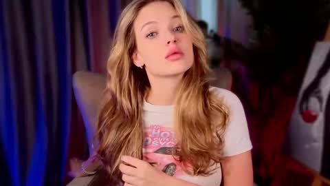 simply Eliza  online show from 09.26.25