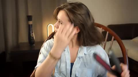 hi im Lyle online show from 03.10.25