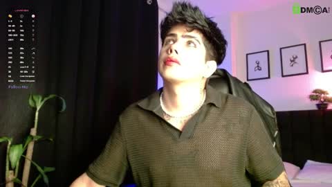 Lyle Bennett Freelance Model online show from 03.30.26