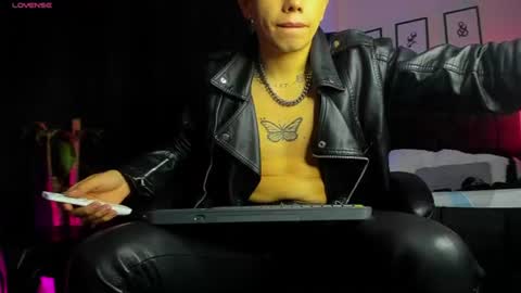 Snapshot of lylebennett_ chatting on 07.24.26 Lyle Bennett Freelance Model online show from 07.24.26