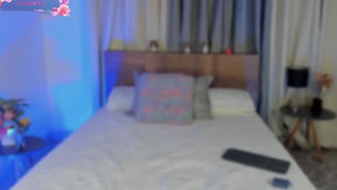 Snapshot of lynda_west chatting on 01.30.25 Lynda online show from 01.30.25