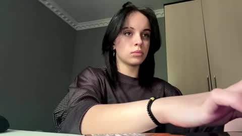 Snapshot of lynettawiseman chatting on 05.26.26 Eva online show from 05.26.26