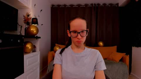 Sara online show from 02.24.25