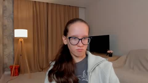 Sara online show from 09.13.25