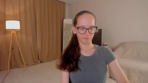 Sara online show from 10.19.25