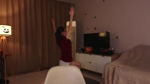 Sara online show from 11.15.25