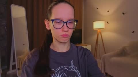 Sara online show from 11.28.25