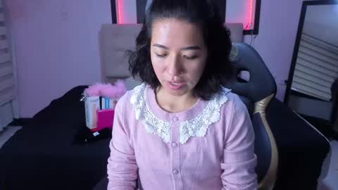 lynn_turner_ online show from 02.15.26