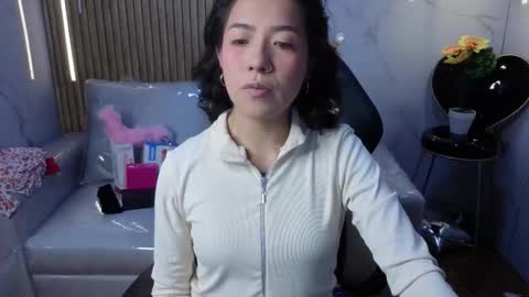 lynn_turner_ online show from 02.25.26