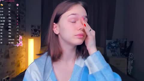 Cozy Lynns room online show from 02.02.26