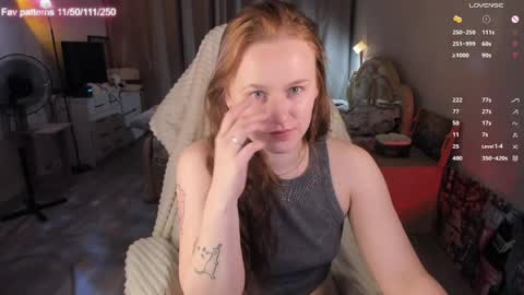 Snapshot of lynne_dawson chatting on 05.29.26 lynne_dawson online show from 05.29.26