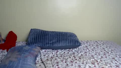 Snapshot of lynnesee chatting on 03.11.26 lyenne online show from 03.11.26