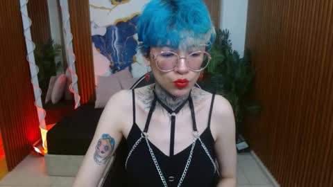 Snapshot of lyra_tay chatting on 03.21.26 lyra_tay online show from 03.21.26