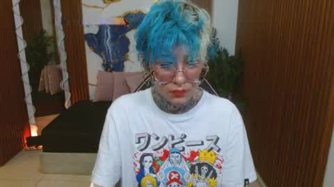 Snapshot of lyra_tay chatting on 04.14.26 lyra_tay online show from 04.14.26