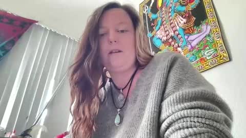 Lyra Ann online show from 01.25.25