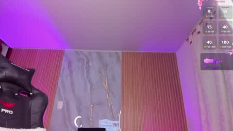    VIVIANA    online show from 01.16.25