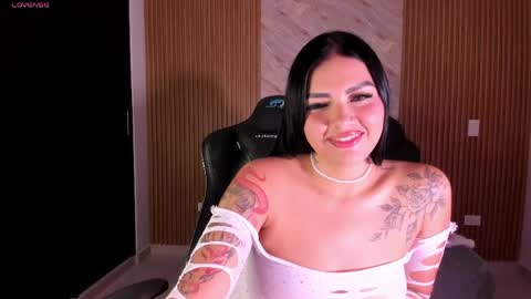 Snapshot of lys_with chatting on 05.31.26 VIVIANA online show from 05.31.26