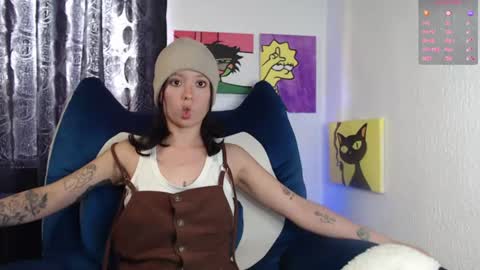 Snapshot of lyshana chatting on 06.17.26 lyshana online show from 06.17.26