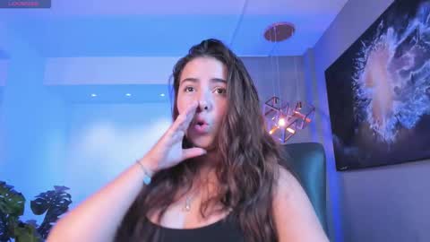 Snapshot of lyssa_muller chatting on 11.04.25 Lyssa Everyday From 0700 to 1630 Col Time online show from 11.04.25