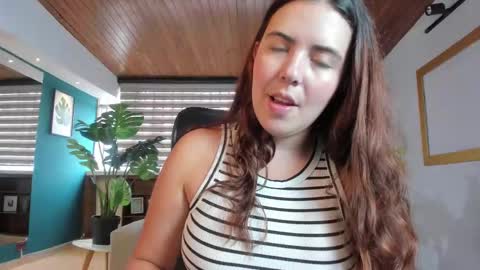 Snapshot of lyssa_muller chatting on 11.24.25 Lyssa Everyday From 0700 to 1630 Col Time online show from 11.24.25