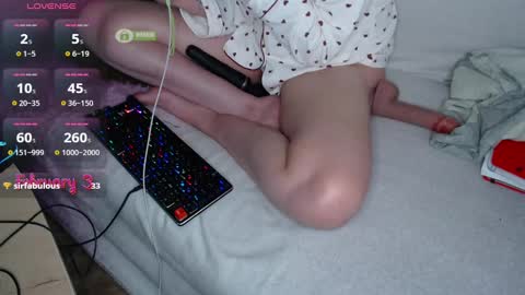 Snapshot of m00n8kiki chatting on 02.03.25 Ksu online show from 02.03.25