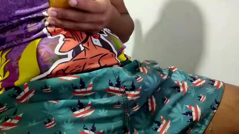 m0ren01995 online show from 11.14.25