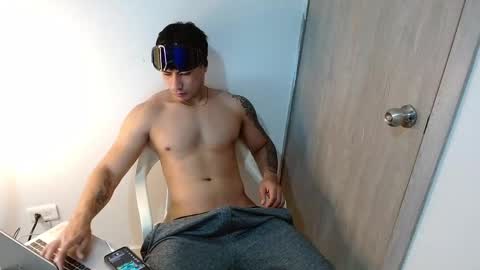 Snapshot of m1chaelx_ chatting on 03.12.26 MICHAEL online show from 03.12.26